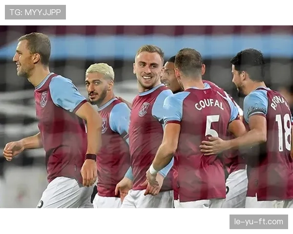 蒂莫西·卡斯特涅崭露头角：英超新星展现领袖风采