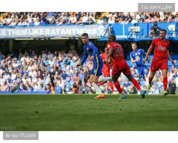 谢菲联主帅战术革新显成效，球队士气高涨迎转机