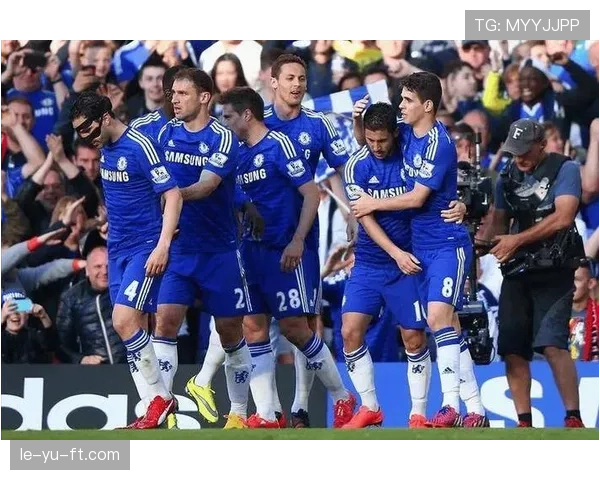 切尔西与阿森纳激战成焦点，英超争冠格局再起波澜